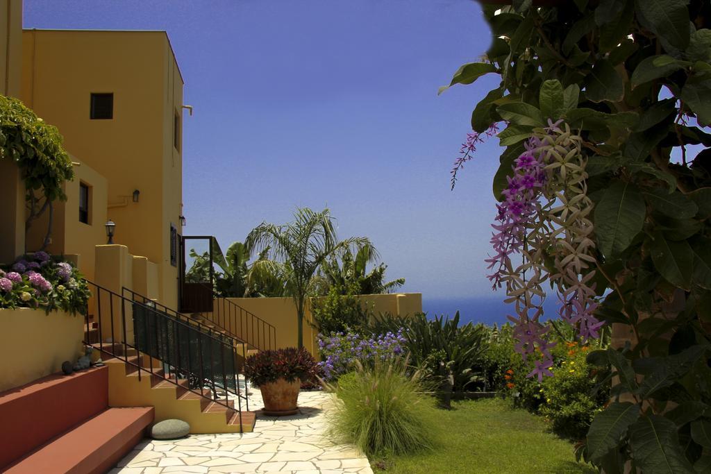 Apartamentos Finca La Cruz Tazacorte Habitación foto